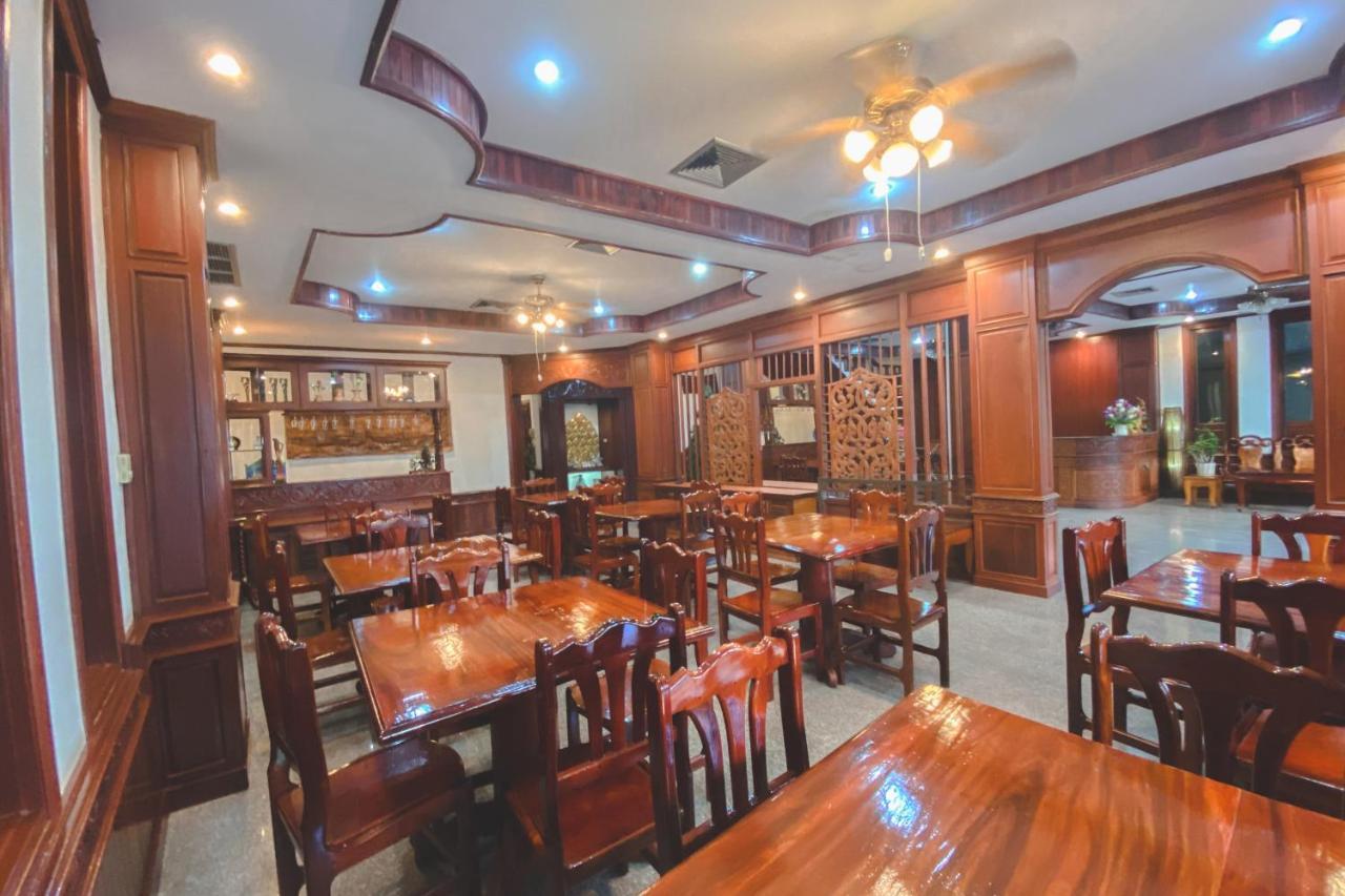 Khampiane1 Hotel Ban Nongdouang エクステリア 写真