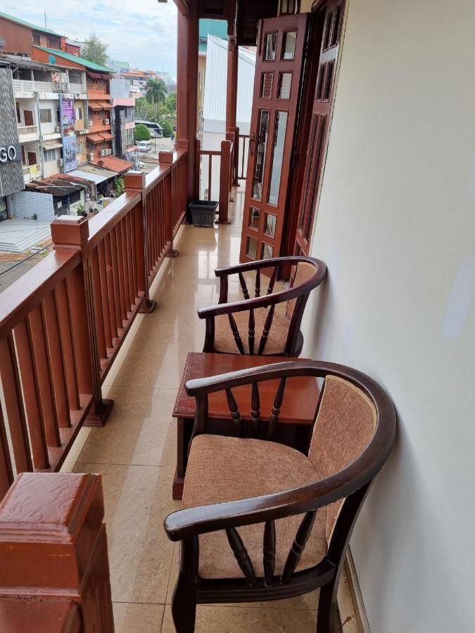Khampiane1 Hotel Ban Nongdouang エクステリア 写真